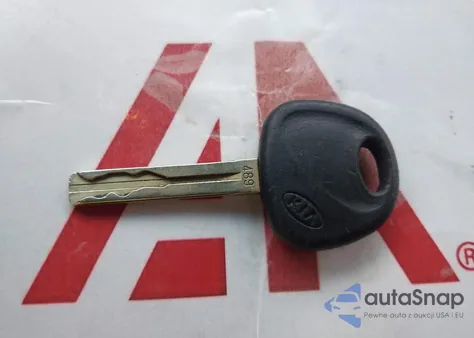 2011 Kia Sorento Lx z USA, uszkodzony, nr VIN 5XYKT3A18BG131344